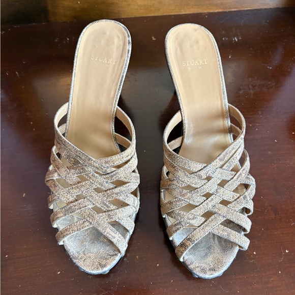 Stuart Weitzman Gold Strappy Heels - Picture 5 of 12